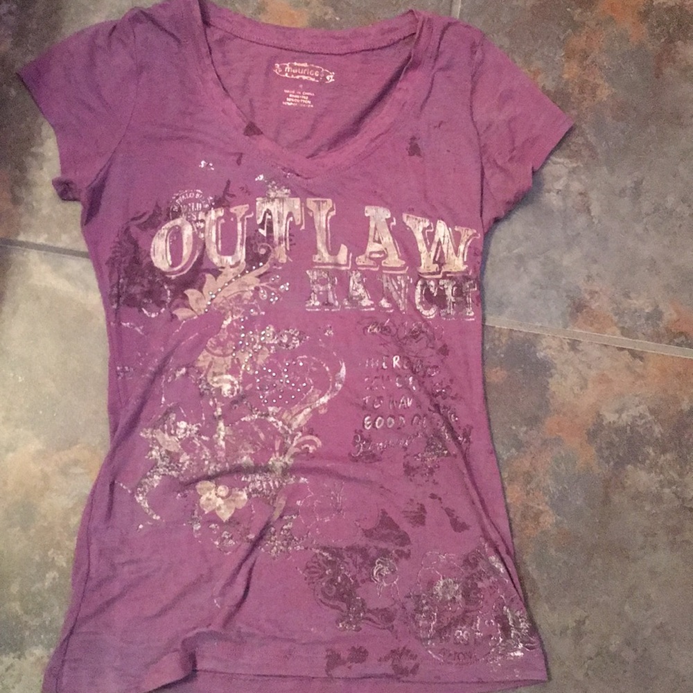 Tee shirt